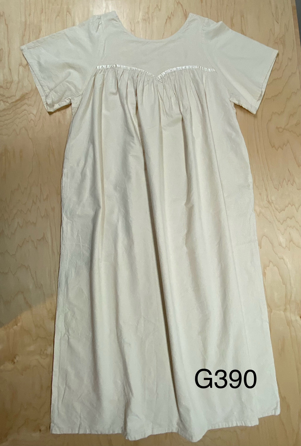 2nd G390   COTTON GOWN, SHORT SLEEVES, SIZE 2X